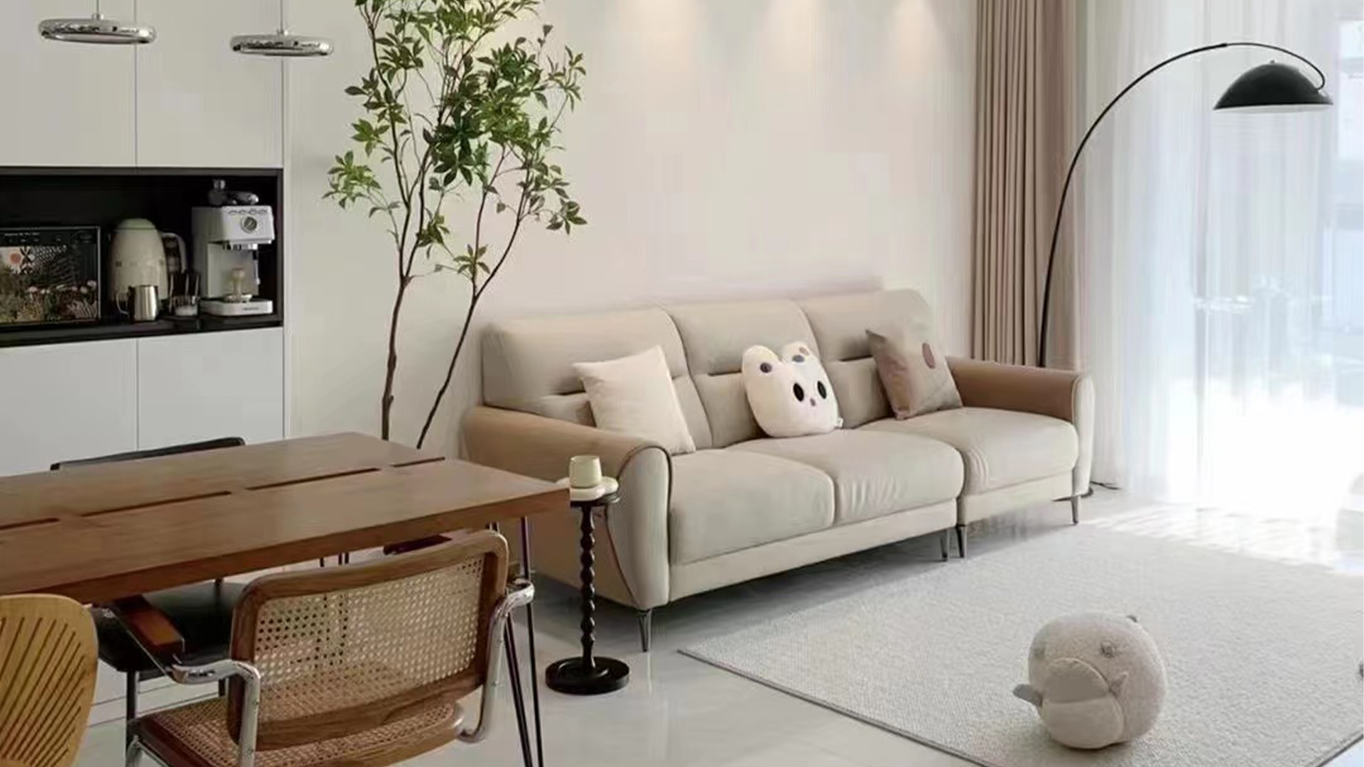 簡約風范打造溫馨空間光影交織生韻